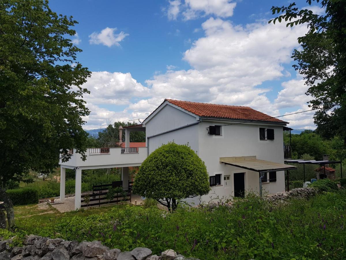 Apartment Buric Zupanje Екстер'єр фото