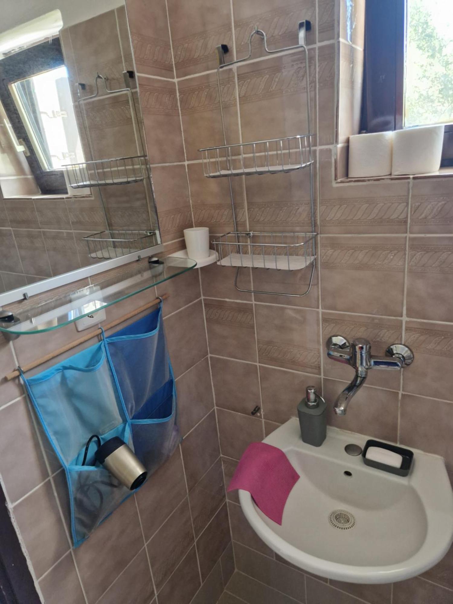 Apartment Buric Zupanje Екстер'єр фото